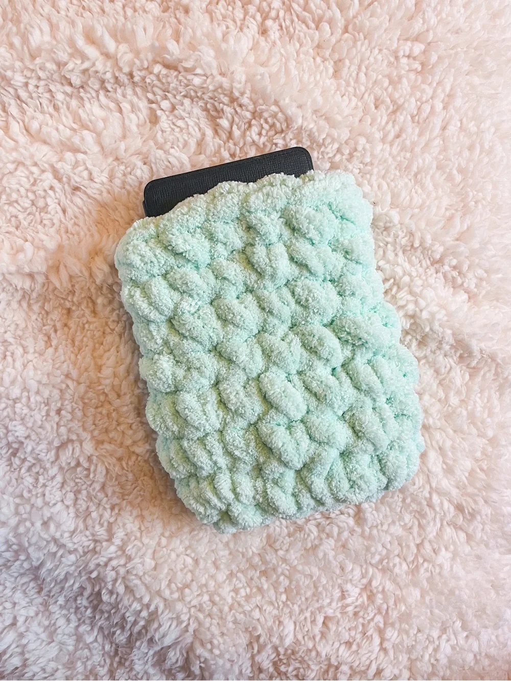 Handmade Chunky Knit Mint Kindle Case